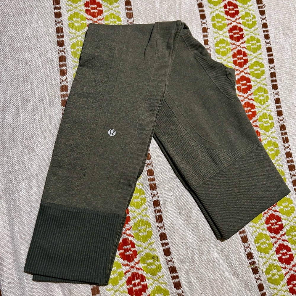 Lululemon Green Leggings